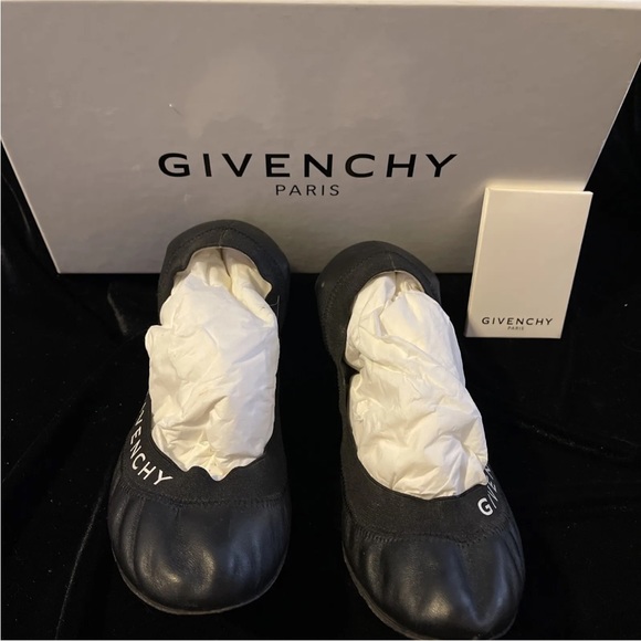 Givenchy Paris Black Millie Ballerina Flat Ballet Shoes stretchy elastic Size 37 - Picture 5 of 6